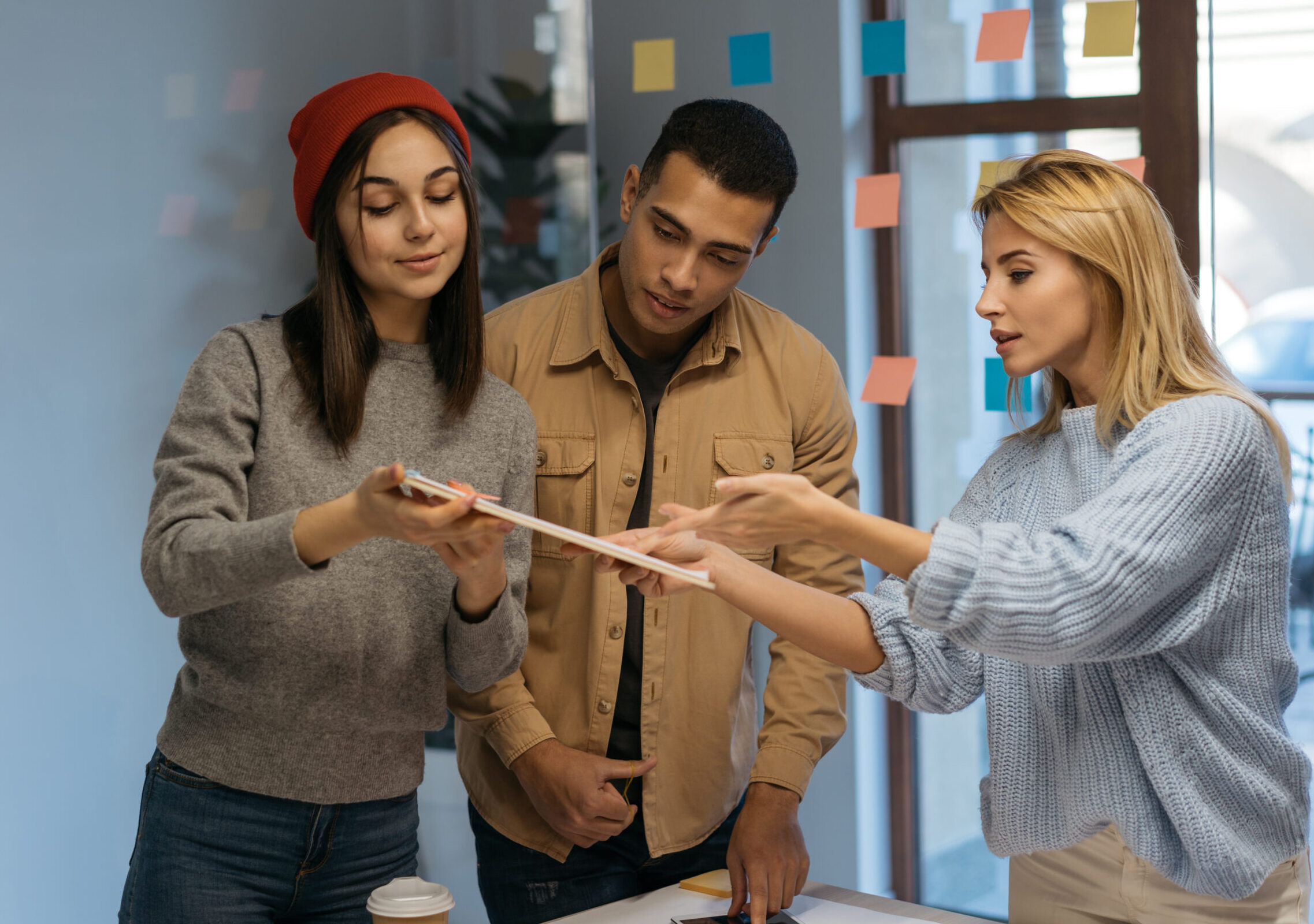 Best Practices in UX/UI Design: Navigating the Future of User Experience